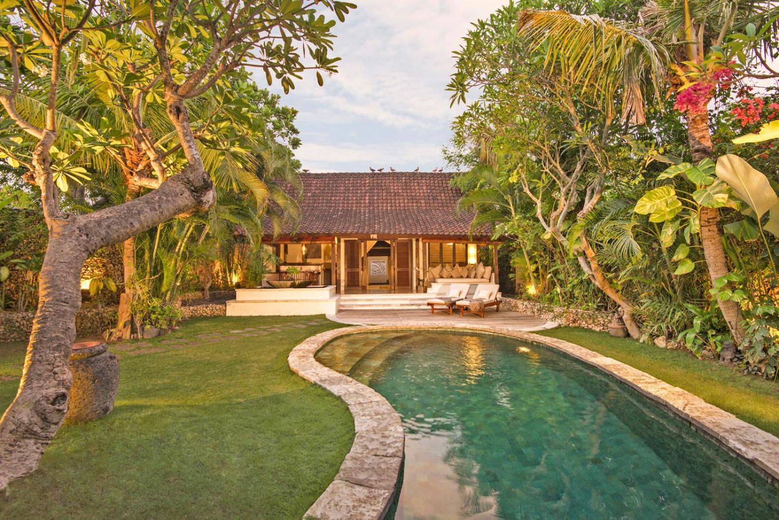 Villa Kubu Seminyak エクステリア 写真