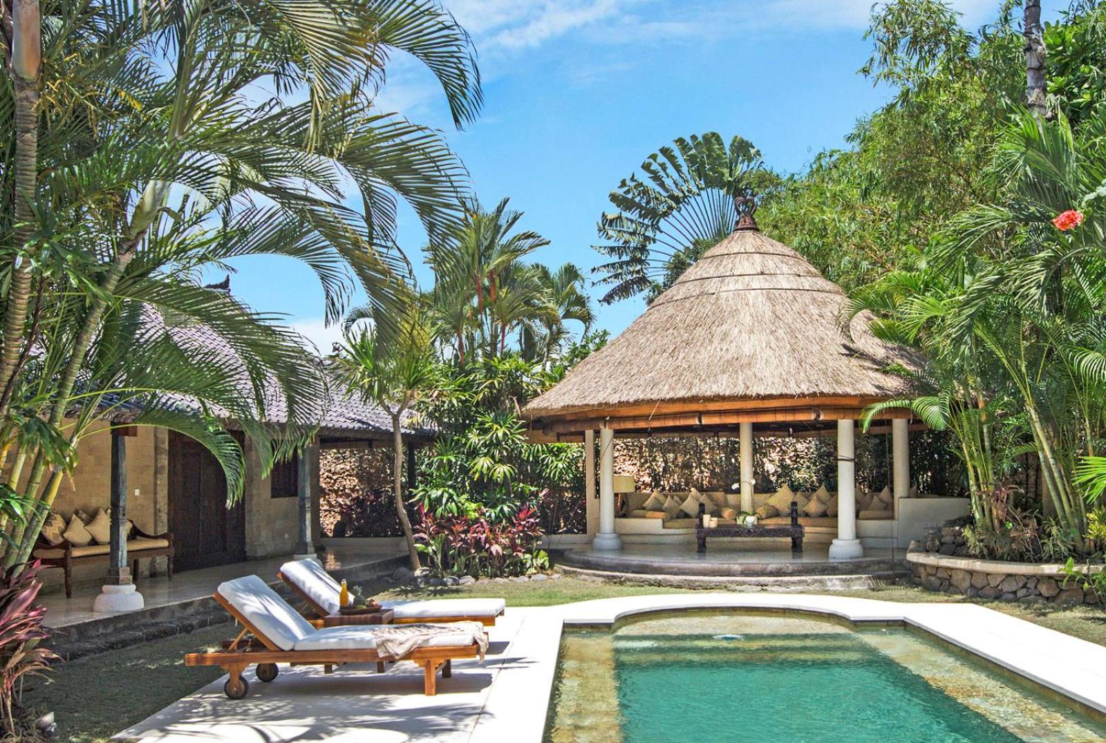 Villa Kubu Seminyak エクステリア 写真