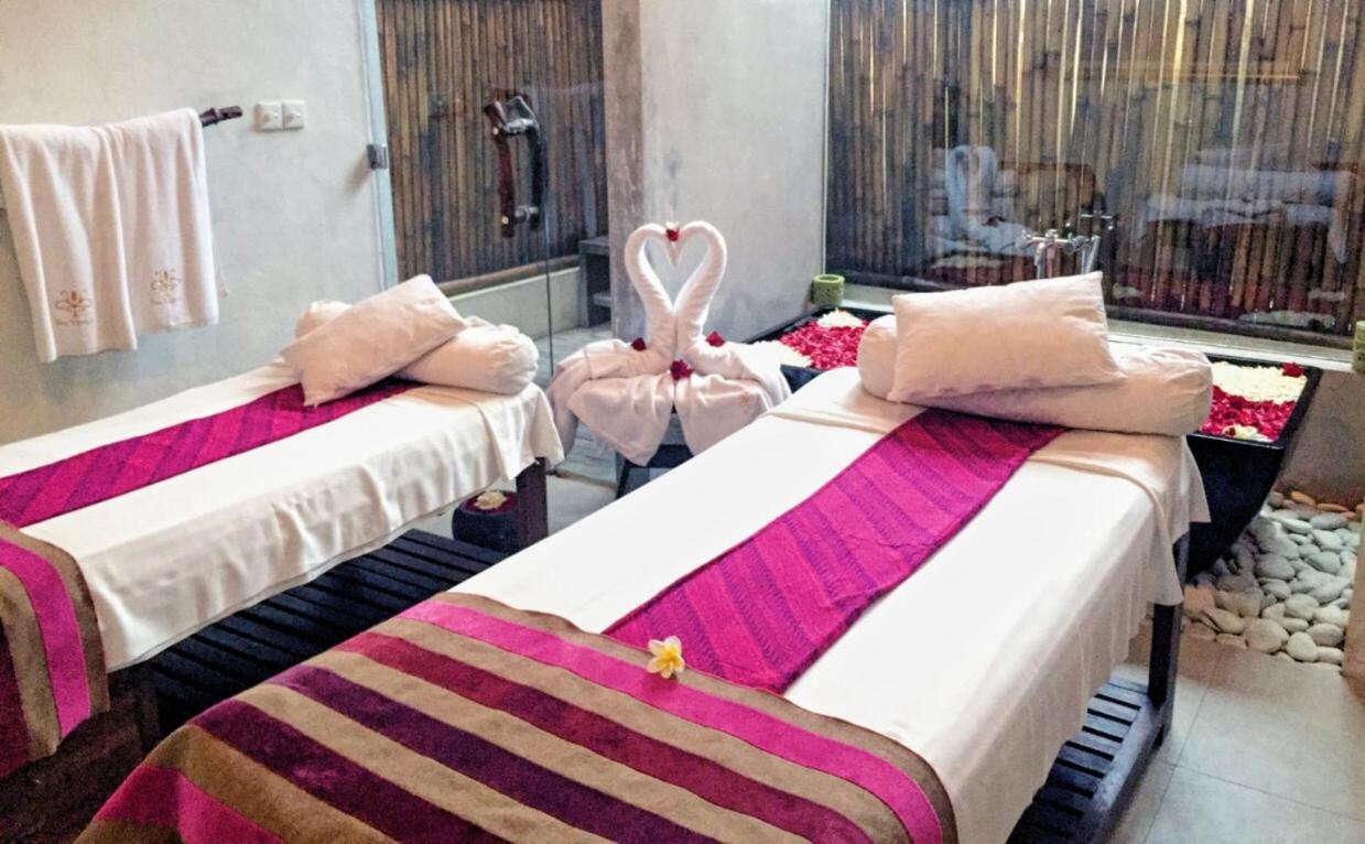 Villa Kubu Seminyak エクステリア 写真